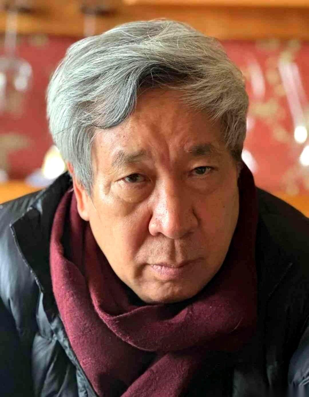 就因为讲了一个故事，一个“战败日本兵给中国老太太一颗糖”的故事，就被骂成了“汉奸