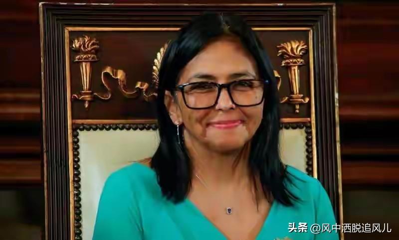 美军入境，委国又出大事，马杜罗没等来救援，先等来了新政府投降。
 
5月23日清