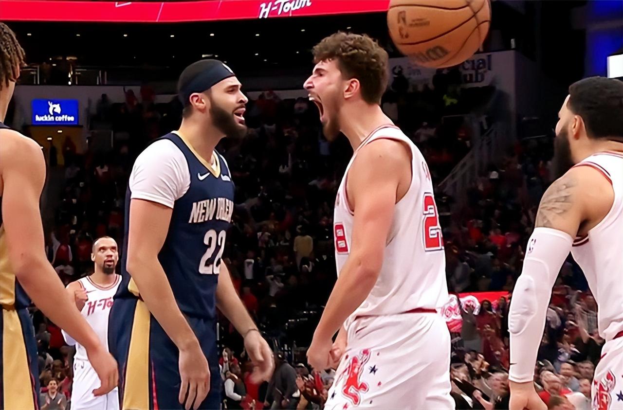 火箭90秒上演神奇大逆转，申京和狄龙“玩命”，范乔丹大心脏
火箭在最后90秒内，