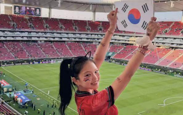 【FIFA邀请被歧视韩国球迷观赛】北京时间6月17日，据韩国“XPORTS新闻”