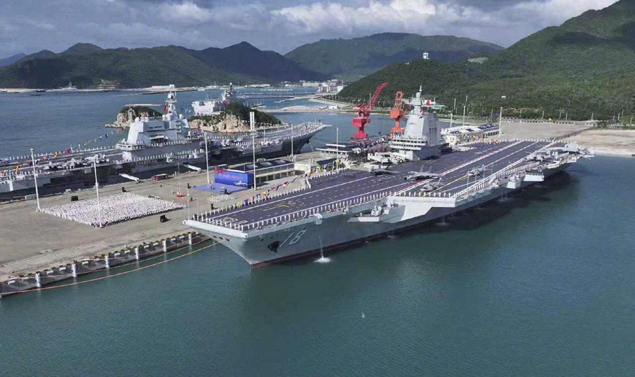 消息引爆海外！美媒《军事观察杂志》发文透露，我国大连开工的 004 航母预估排水