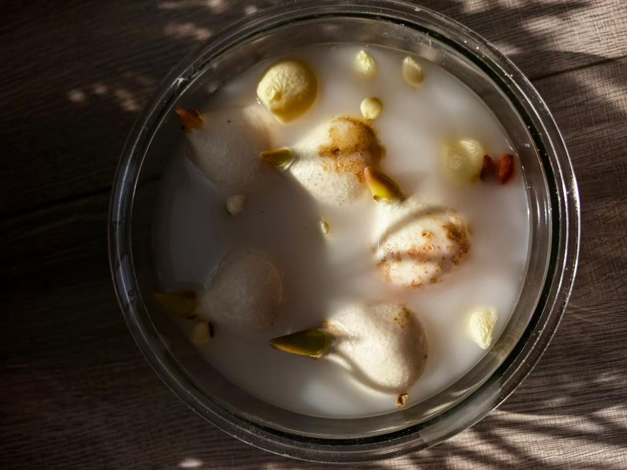 今日天气：晴空万里
今日心情：美美哒

好难得的暖冬阳光，适合做什么呢？

不晓