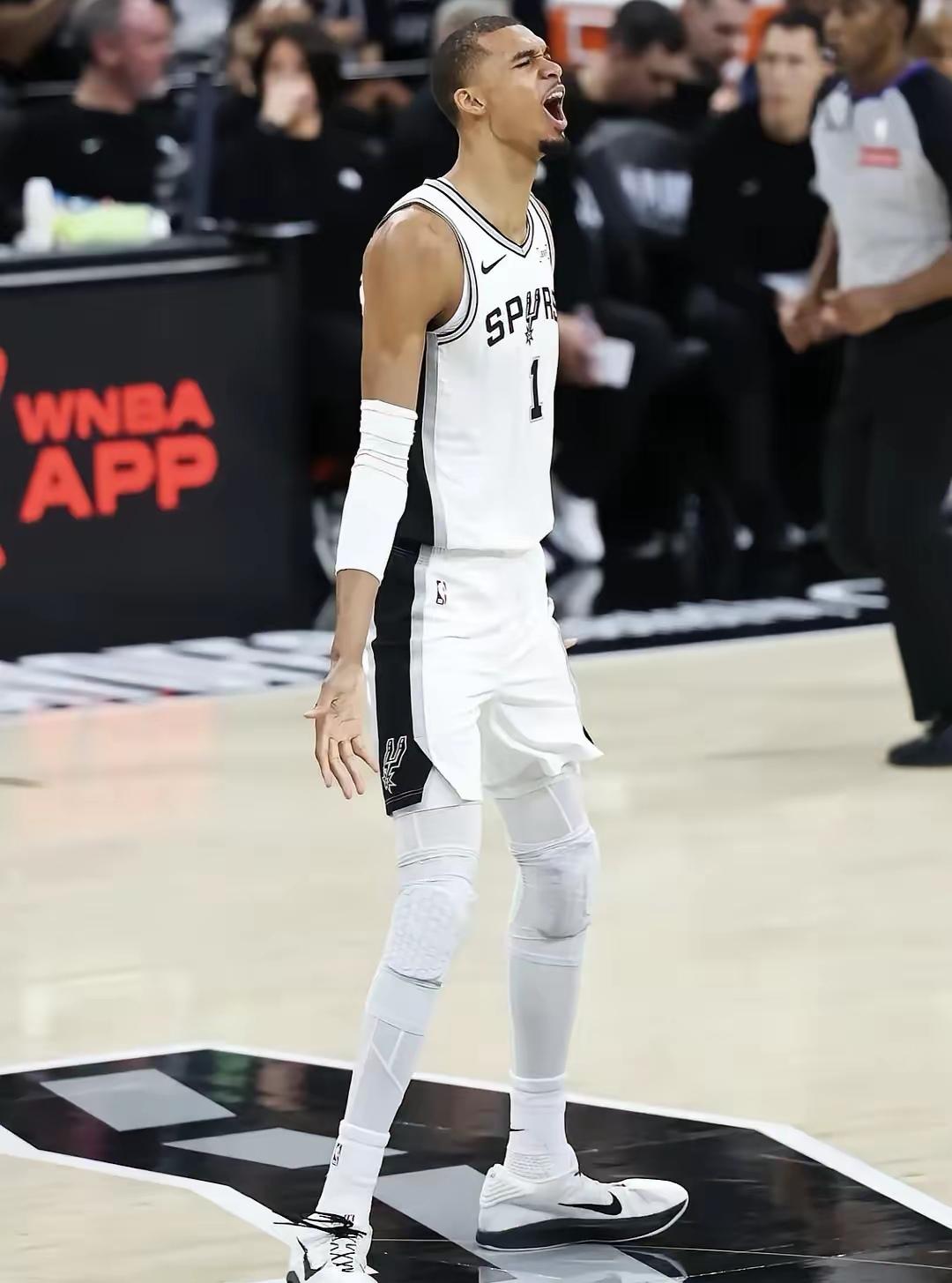 之前都说过，NBA未来是马刺的，未来是文班的。现在来看，未来已经来了！

刚结束