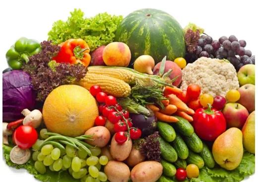 今年菜价便宜吗？
一点儿不便宜好嘛，
今年冬季的菜价比肉都贵。
都要吃不起了[捂