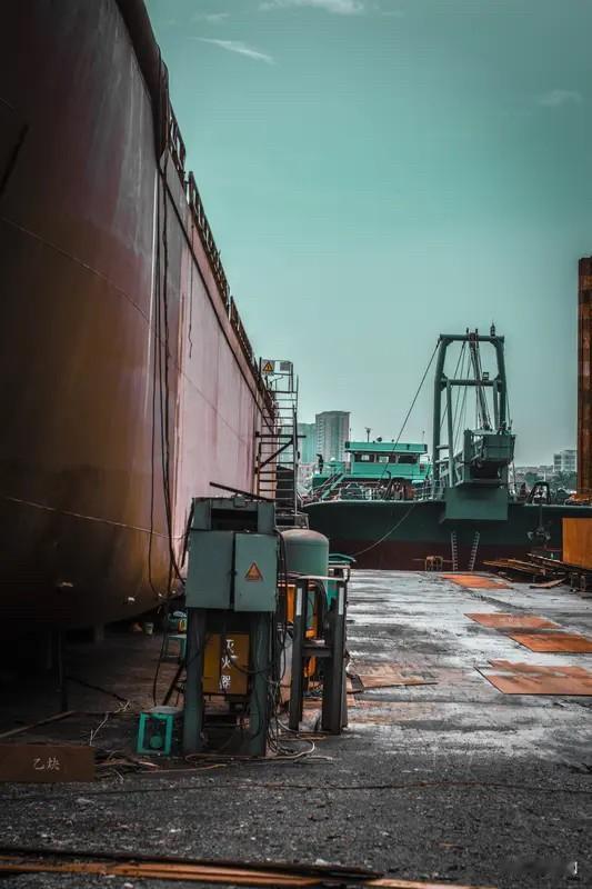 船舶大幅上涨，周二盯紧这个点位即可

今日船舶板块表现强势，高开高走，涨幅超6.