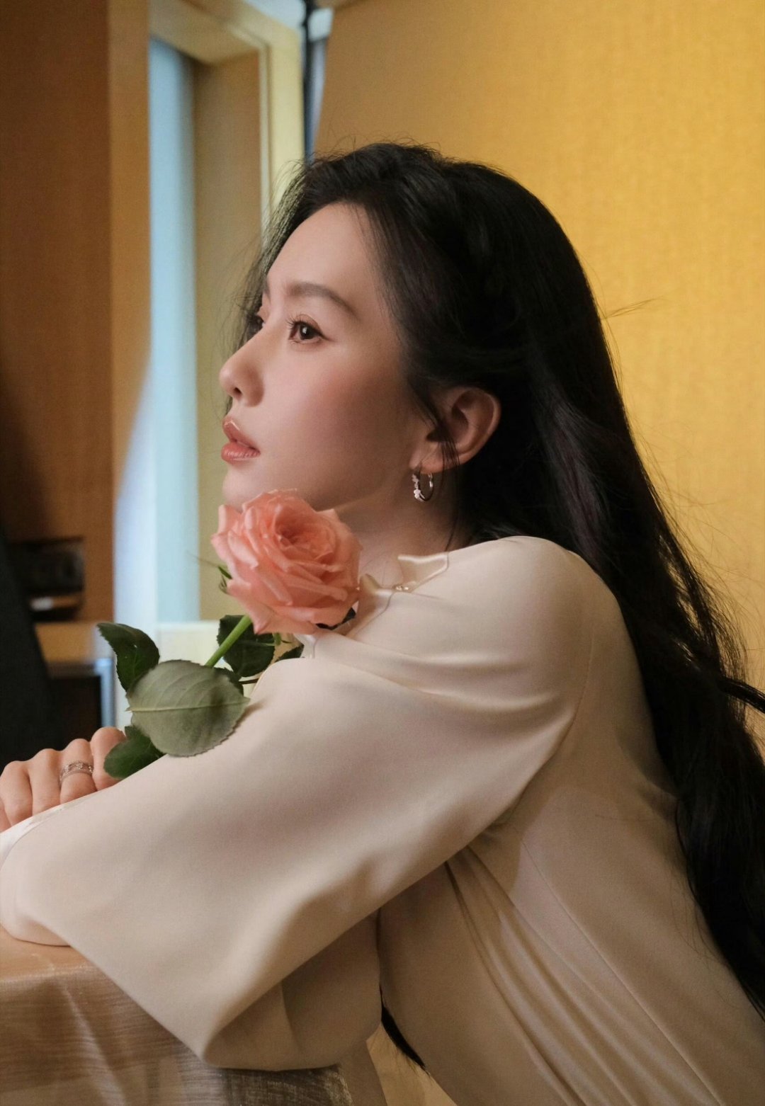 刘诗诗的身上是住着一个春天吧刘诗诗一出场，整个春天都来了🌸 