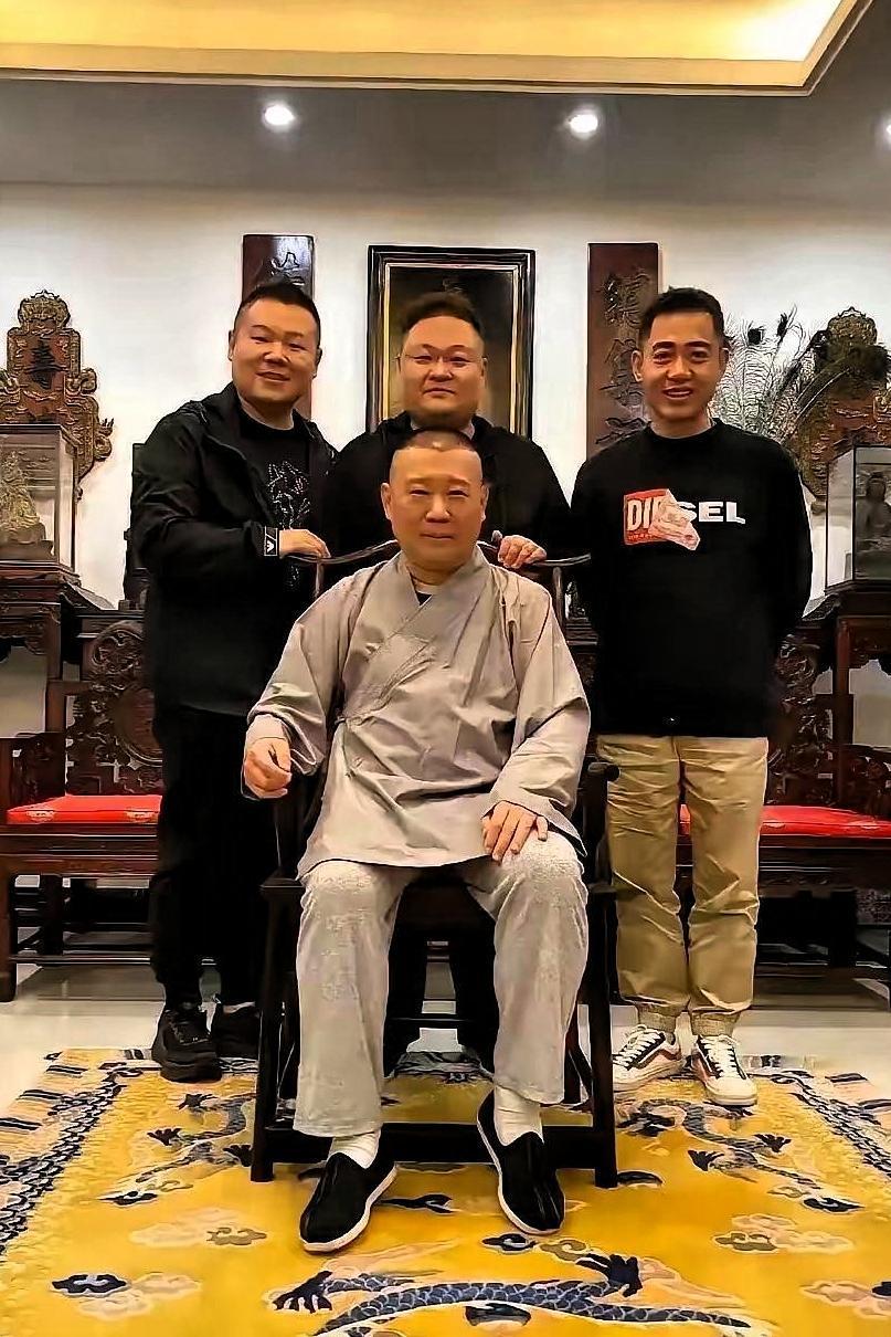 走红更要守住本心！文艺从业者切莫迷失在流量之中
 
一个文艺工作者，一旦名气上涨