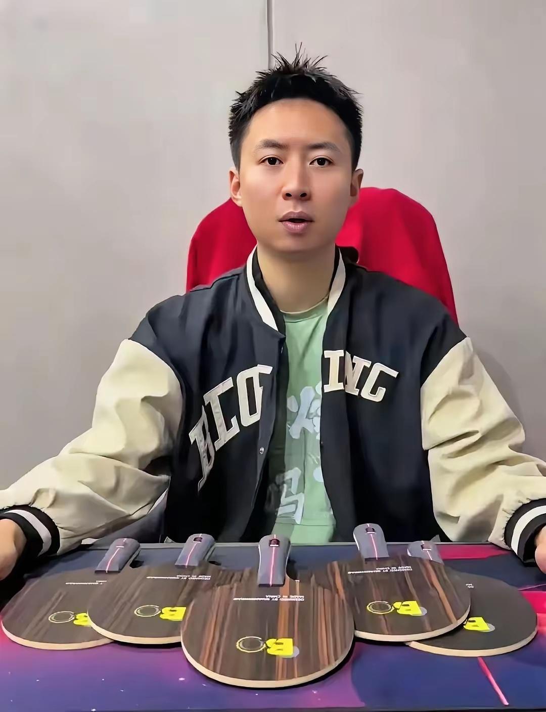 方博国乒生涯的六大遗憾：1、2015年苏州世乒赛，方博以一匹大黑马杀入决赛，最后