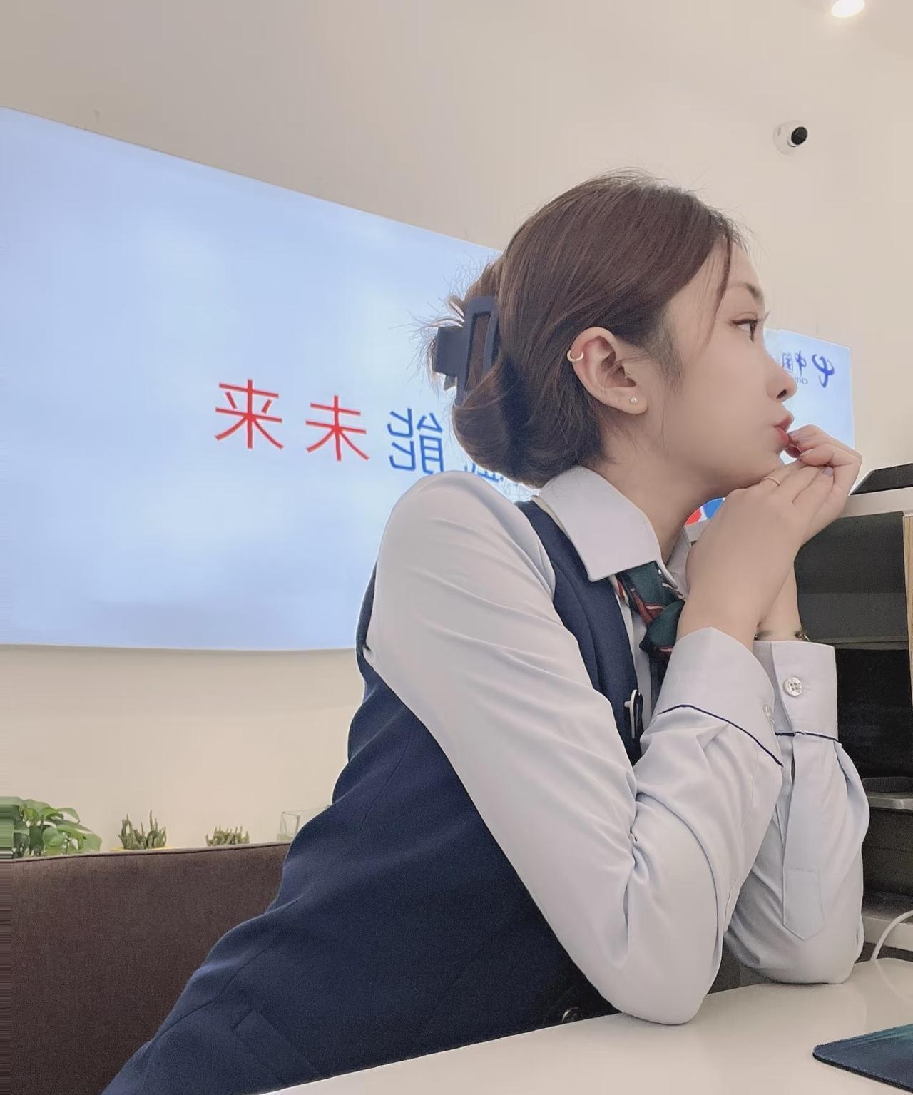 营业厅上班5年的妹妹
偷偷告诉你很多人不知道
如果你流量扣费了，或者有业务花钱了