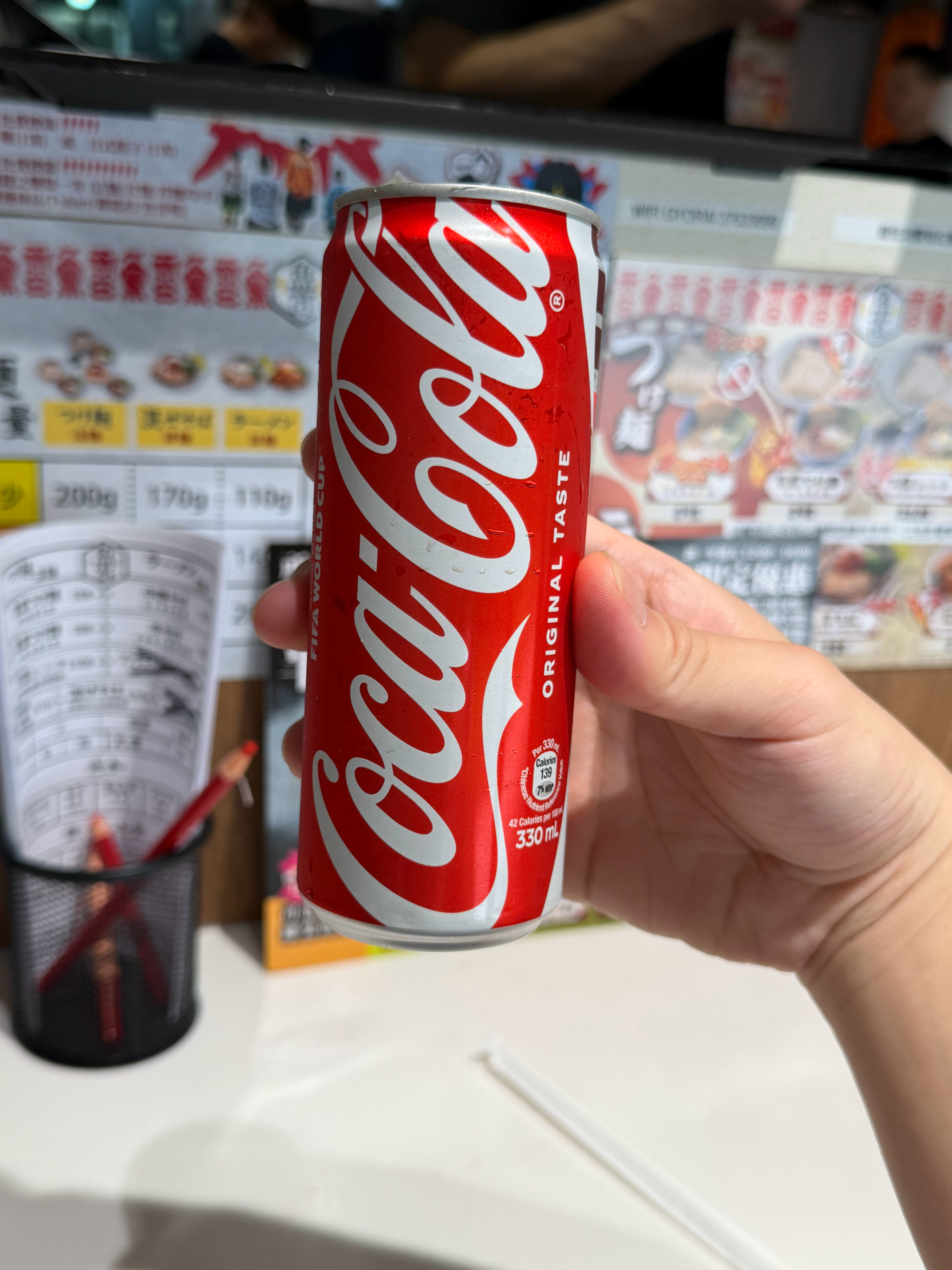 香港最后一顿吃个蘸面白砂糖版可口可乐好评；加了魔鬼椒的激辛鱼雷蘸面有点意思