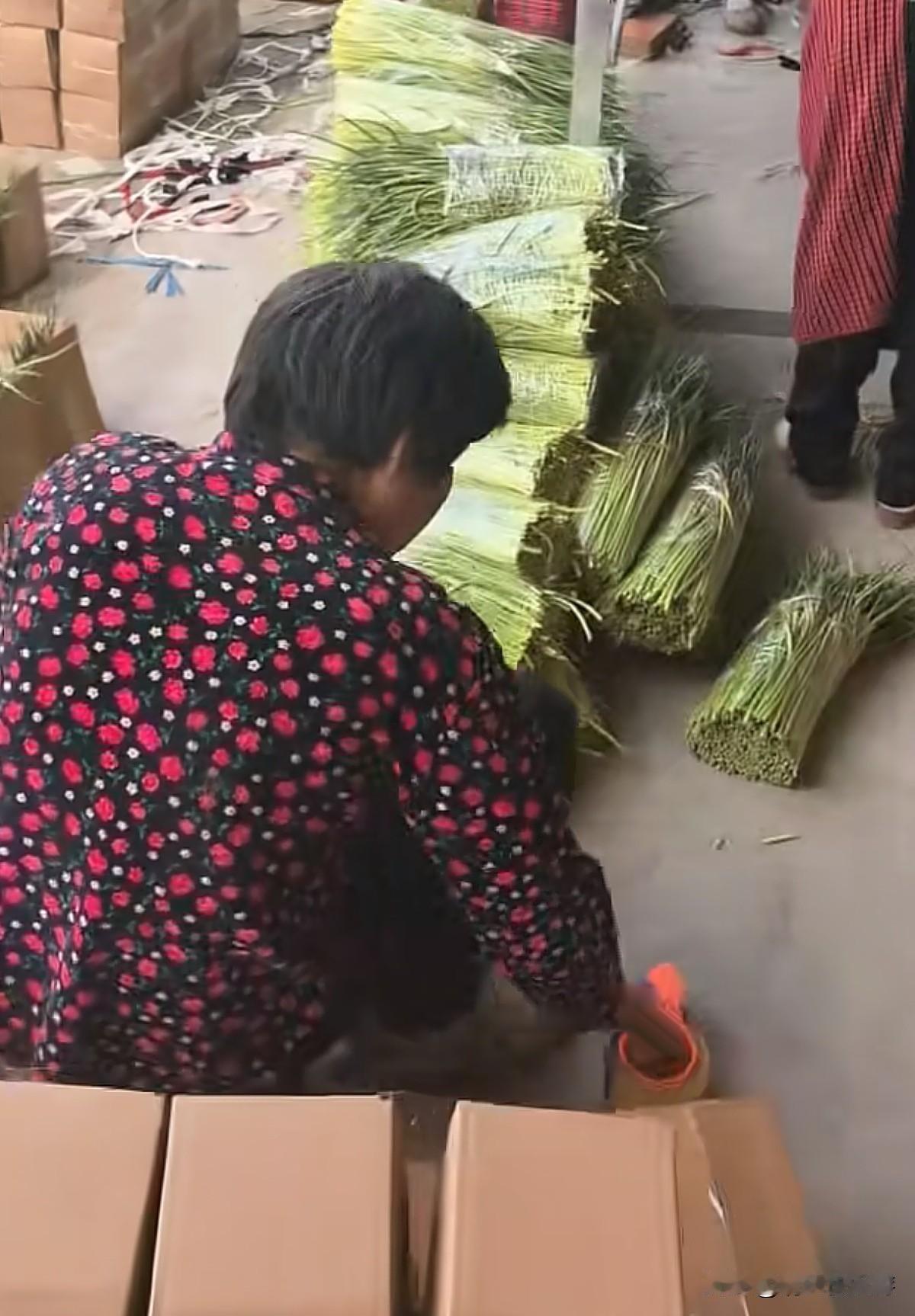 哪些人不适合做电商？
朋友们大家好，我是一个人在家做电商
主要卖的就是当地的农产