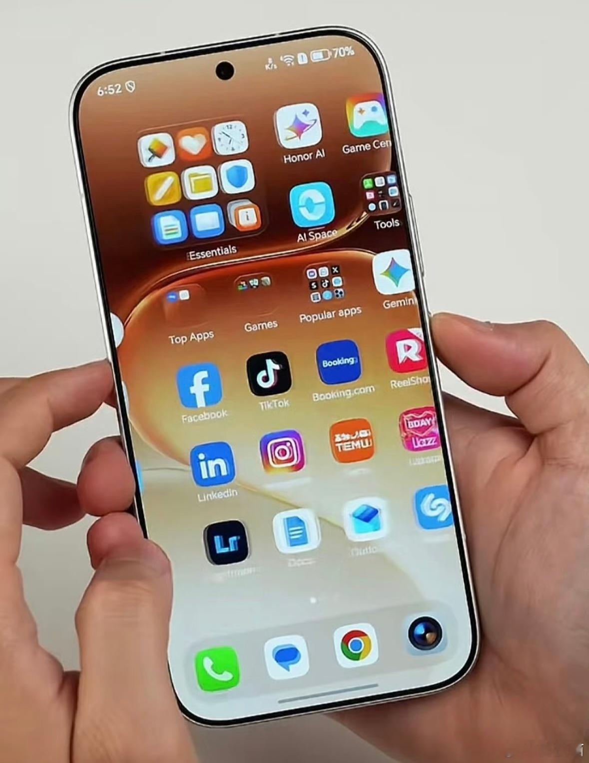 荣耀600 Pro真机，马来西亚首发，这外观大家感受一下，是不是高端大气上档次