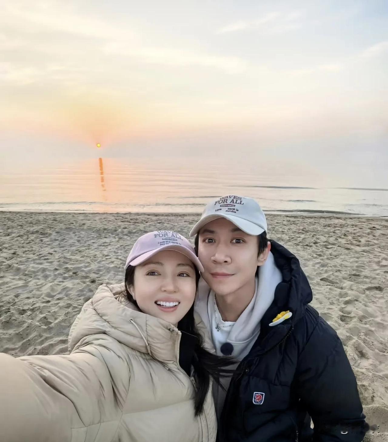 董璇这个状况其实挺适合二婚的，因为孩子有姥姥姥爷帮忙是很大的助力，她自己是女明星