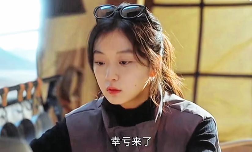 《早春晴朗》尚之桃赢麻了！原来，这才是她非要去西北十四个月的真相
尚之桃的西北外