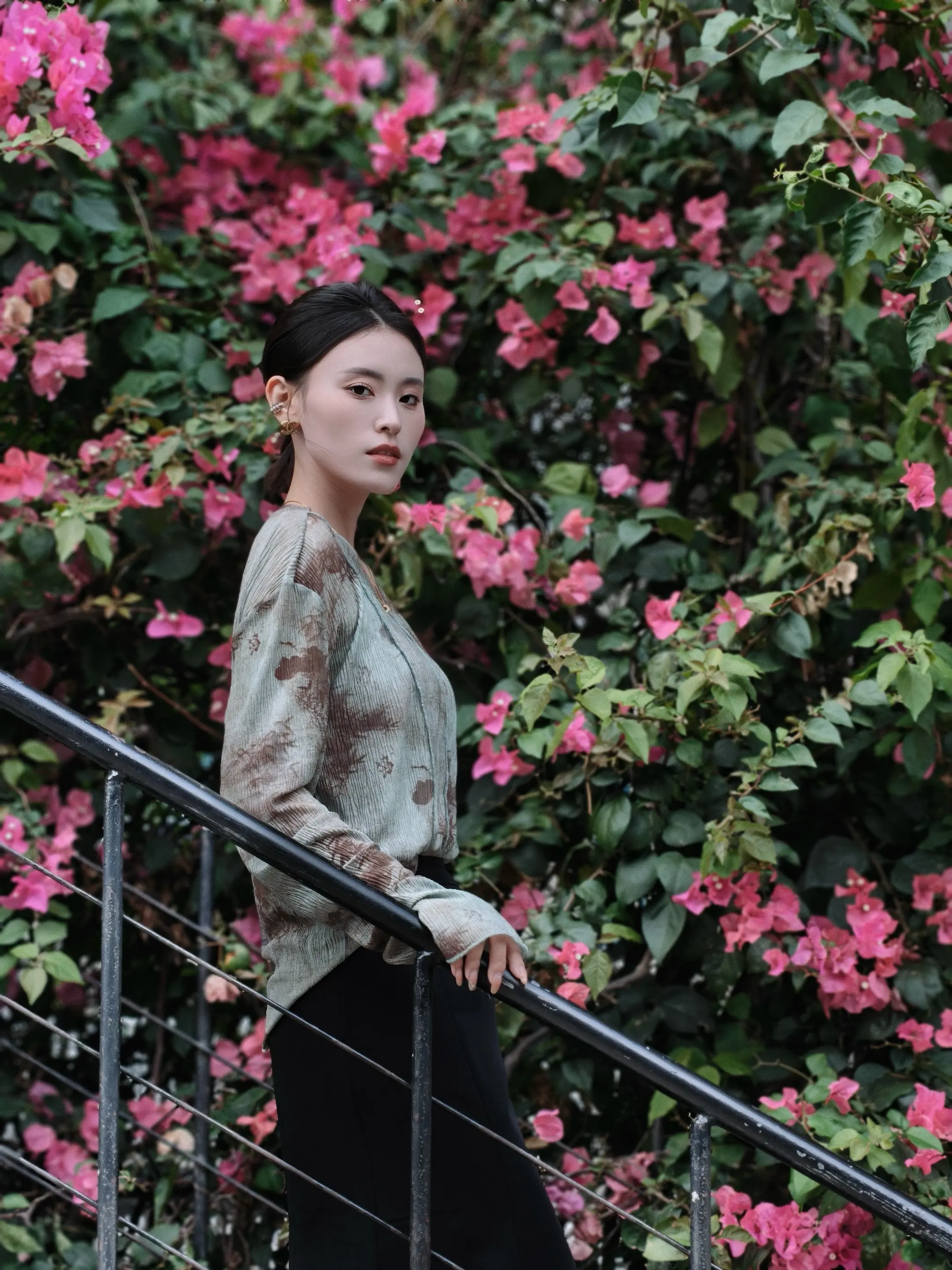 让金钱流向我 服务我 流经我 最终回到它该去的地方