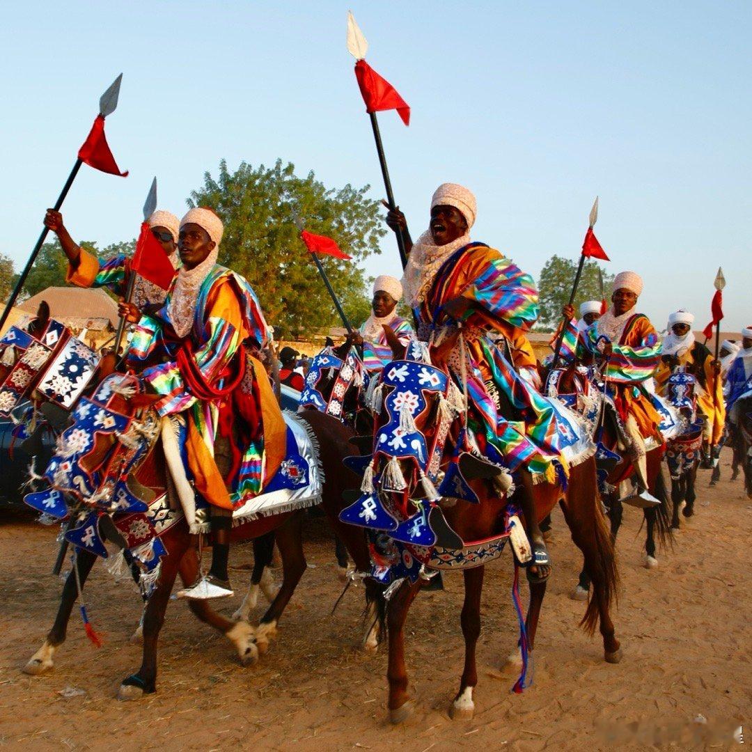 尼日利亚凯比州的彩色杜尔巴节，联合国世界非物质文化遗产阿贡古开渔节第三天的主题节