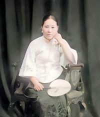 1935年，一名女子走到孙传芳背后，突然掏出手枪，朝着孙传芳连开3枪。第一枪子弹