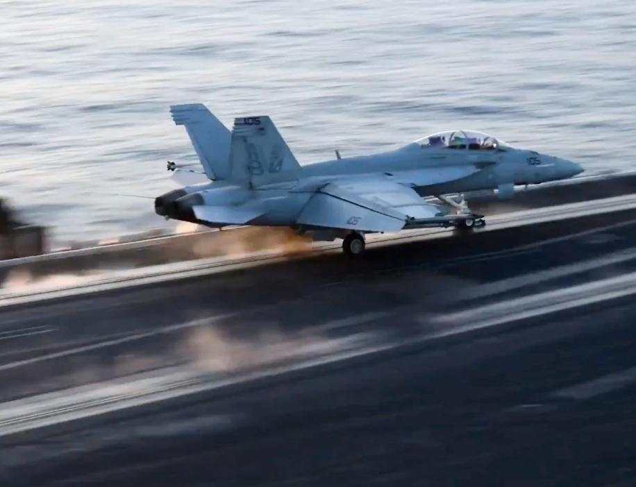 很多人说，美国和胡塞武装打的有来有回，还真的不是玩笑，美国这两天公布了4份事故报