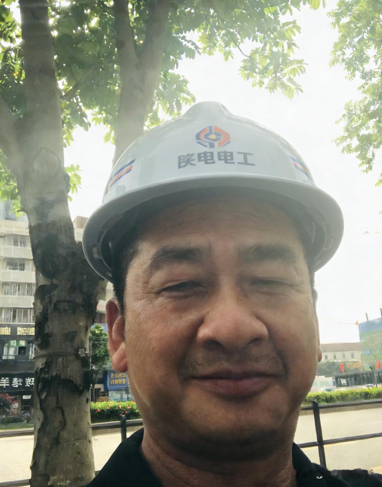 黄仁勋眼光毒辣，放电能力挺强。他在达沃斯世界经济论坛上，竟然说将来Ai彻底改变就