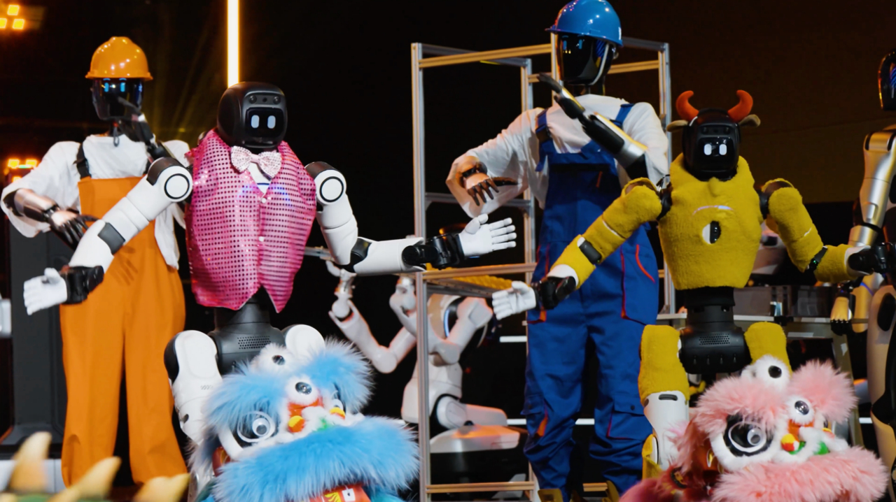 #春节期间机器人租赁火爆#【#人形机器人租赁走进日常生活#】红星资本局2月13日