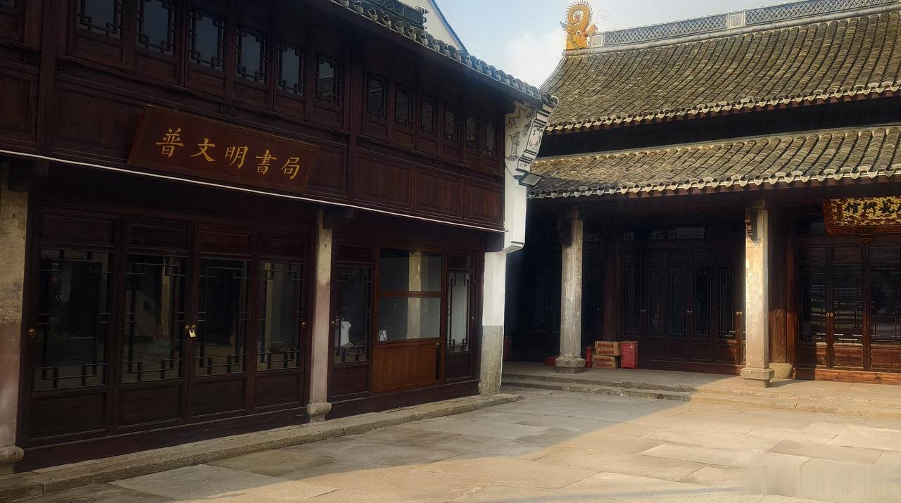 宁波余姚大彰殿藏着满满乡愁 余姚陆埠始建于1761年的大彰殿曾日渐沉寂，2022