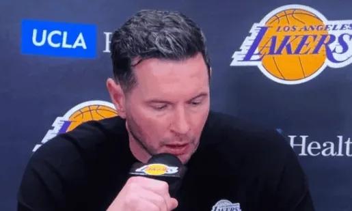 看了雷迪克的赛后采访，也是个会甩锅的。
今天湖人的投篮都铁成什么样了，赛后采访居