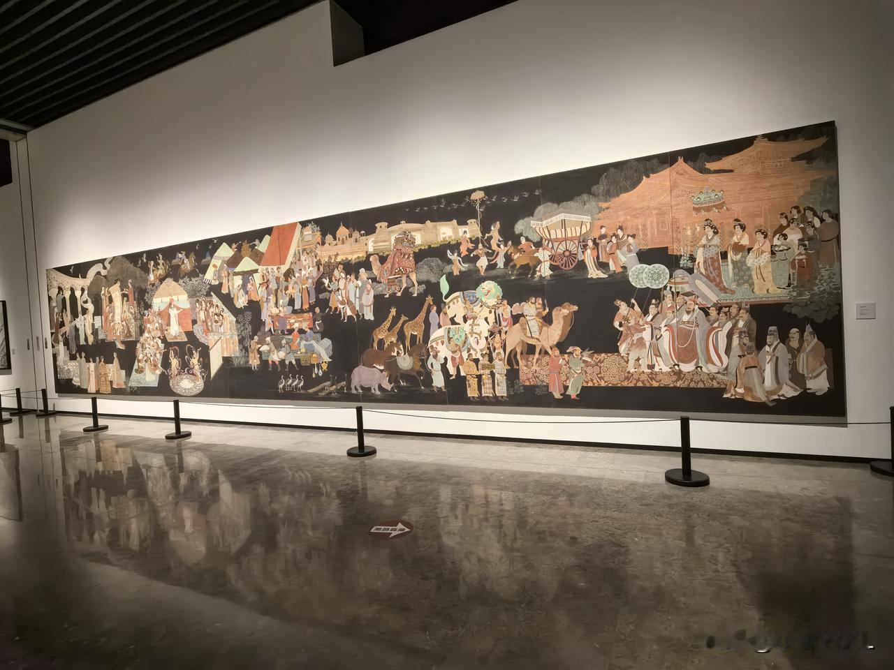 假装在敦煌，亲手修补壁画
用一张图证明你去过敦煌
“一念敦煌”展最吸引人的地方，