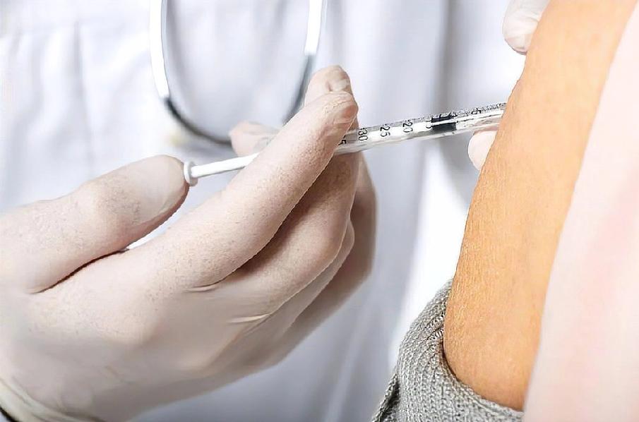 全国流感阳性率接近45%，冬季流感高峰期即将来临，你准备好了吗？
随着冬季的到来