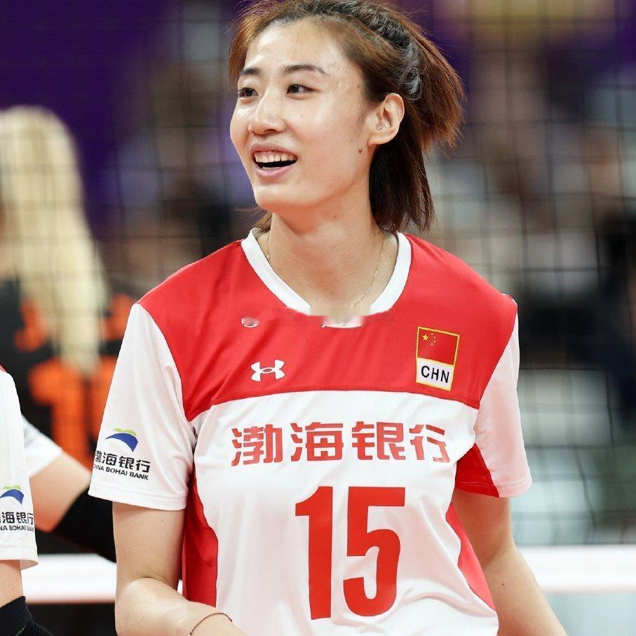 📊王媛媛：（4局）▶️13分：19扣10中（成功率53%🔺效率53%），3拦