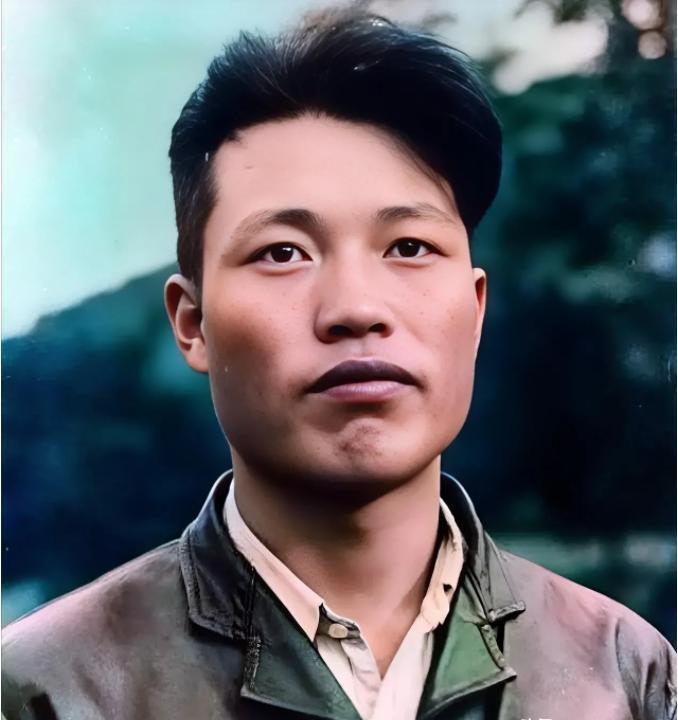 1953年，年仅21岁的朝鲜飞行员，开着当时世界上最先进的战机投诚美国，并获得1