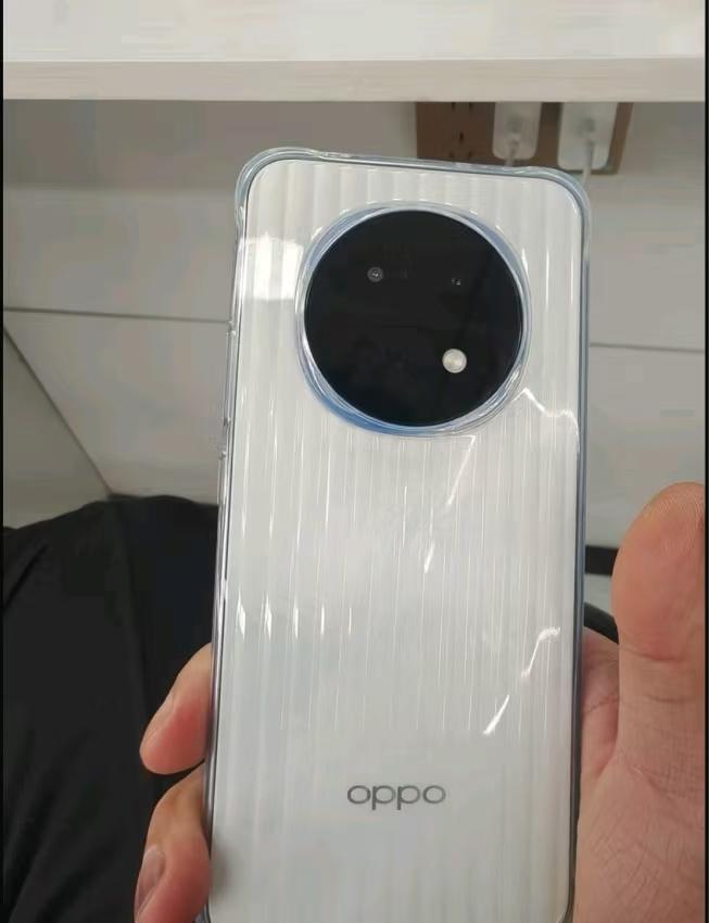 你们在玩梗，我却真的买了oppo a5 pro

用了几天，感觉OPPO A5 