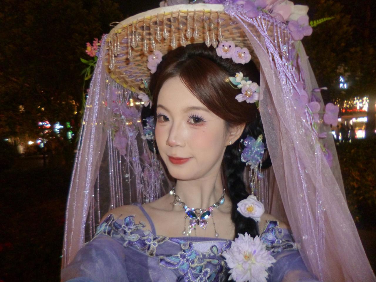 古镇随拍汉服簪花妆造 簪花斗笠 一花簪造型 苗服簪花