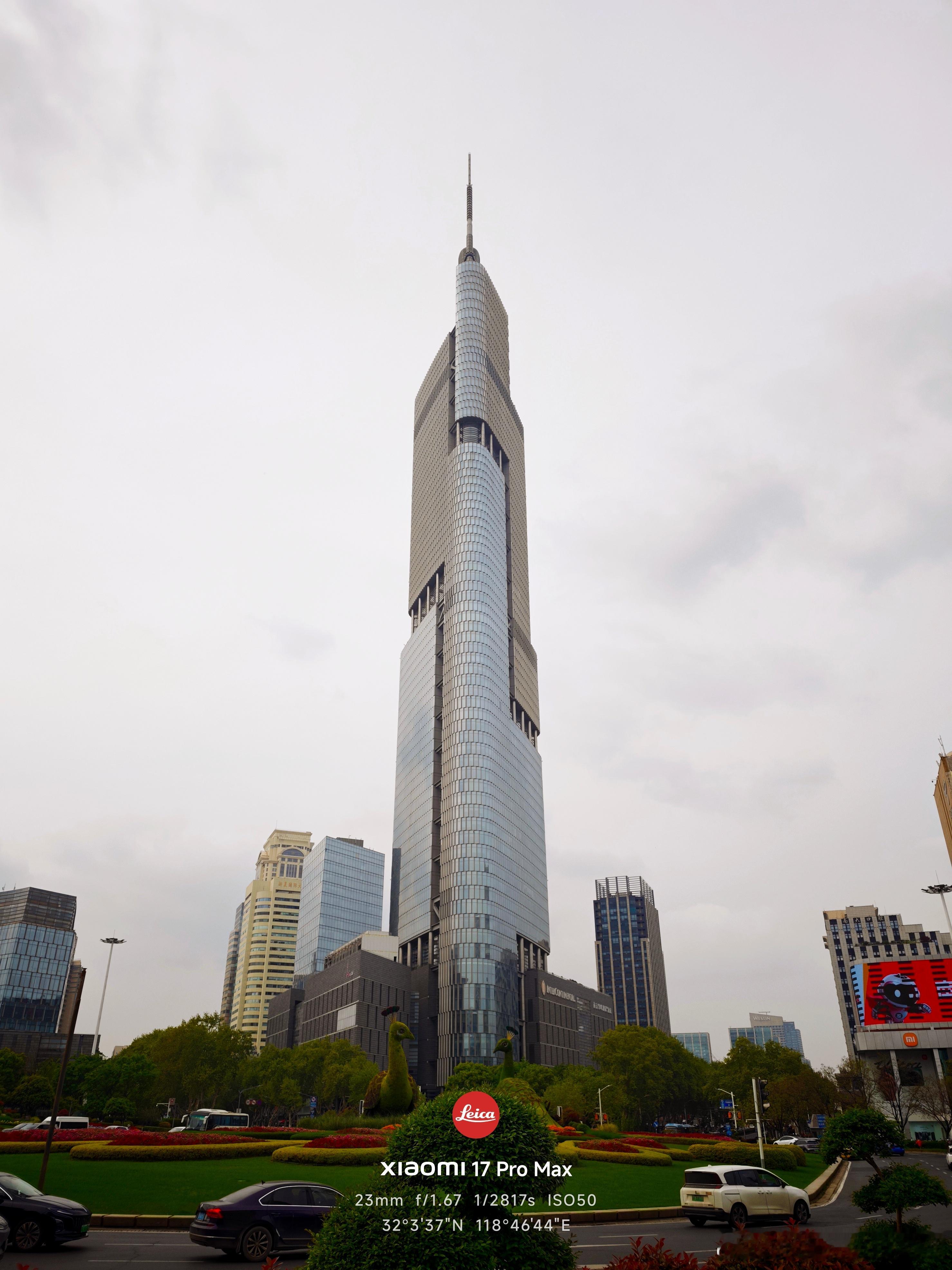 真的有一年没回来了事已至此,先吃饭吧