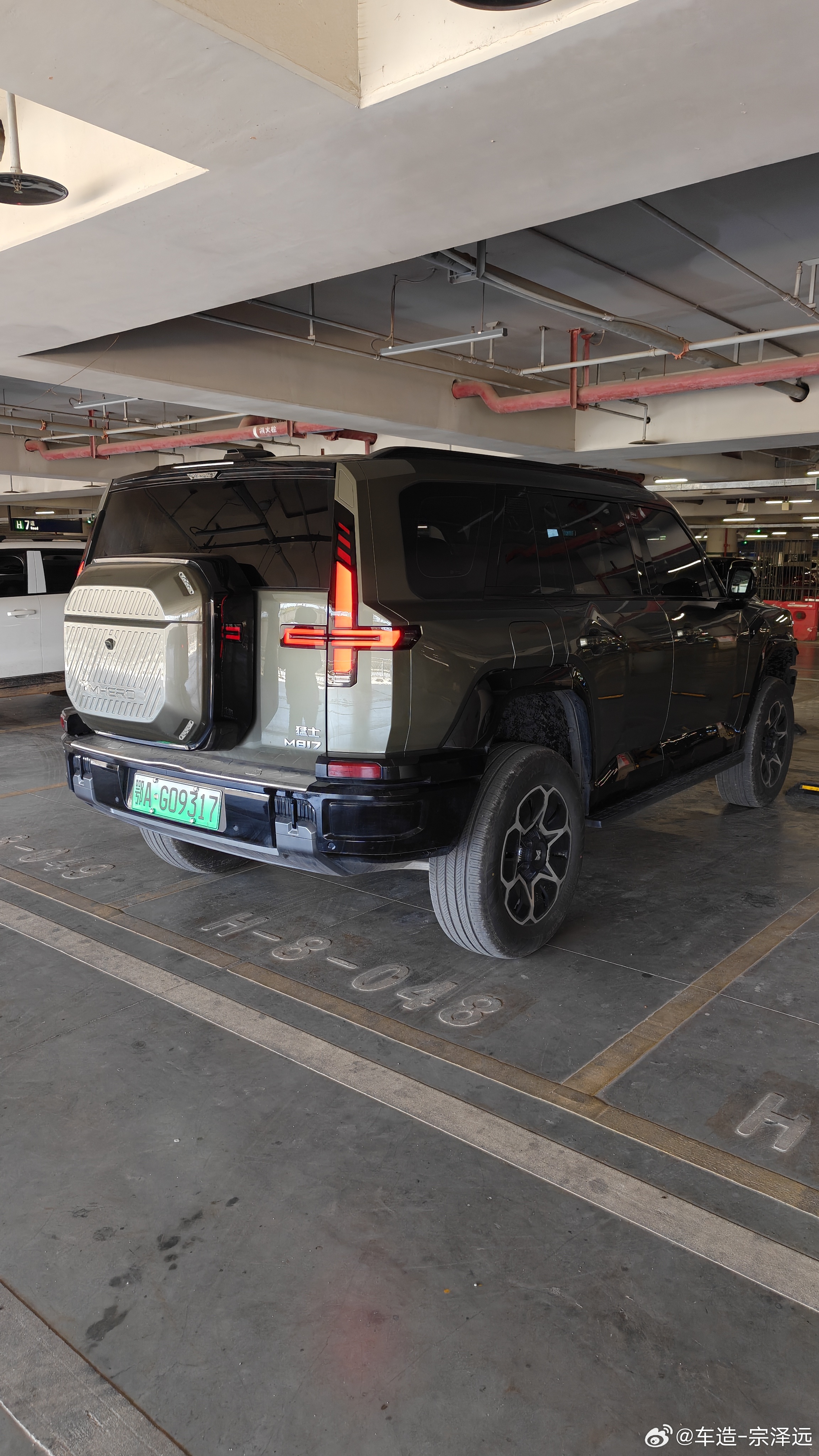 不是……昆明租车市场是咋了我95一天租了台30万+的猛士M817？？我还在纠结哪