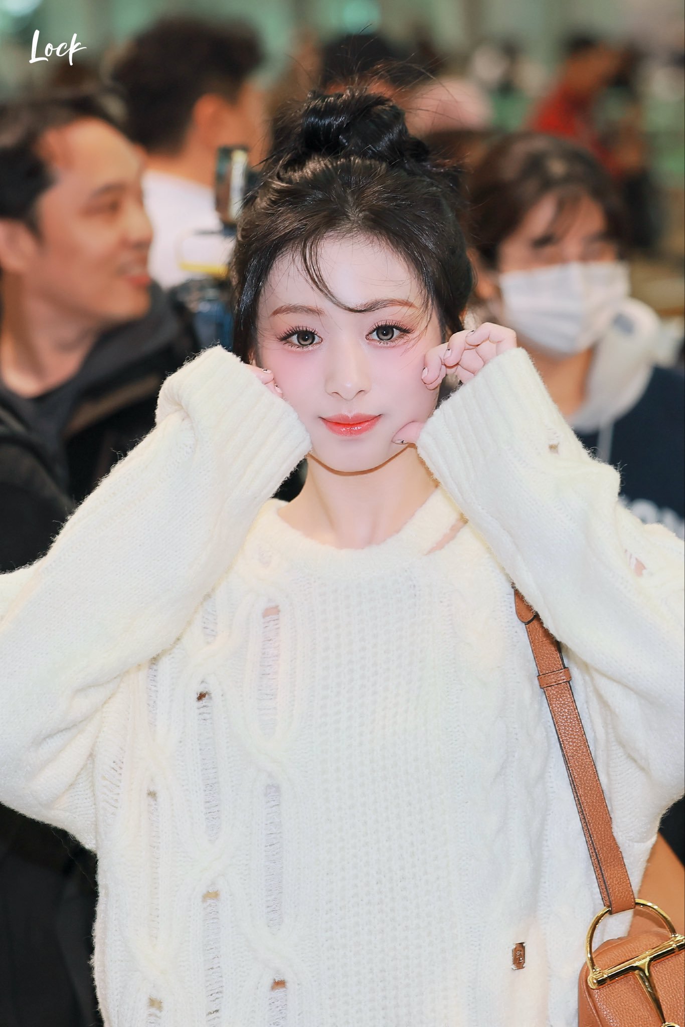 出道2周年贺图🥰©burger04111 / Kandy411__ / Loc