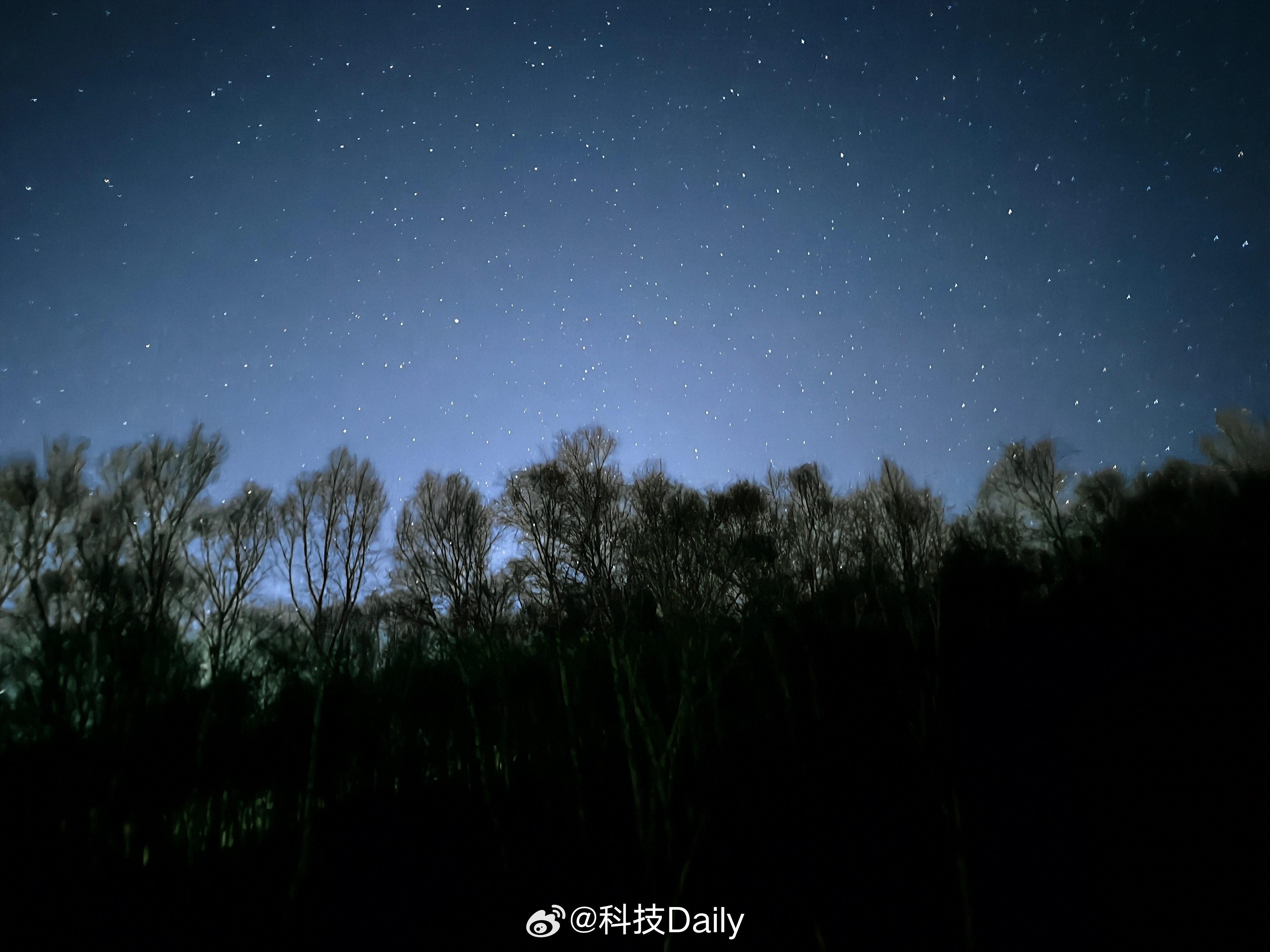 买手机会在意型号名字吗 我觉得无所谓，不过型号越简单越好，好记一些。其实买手机的