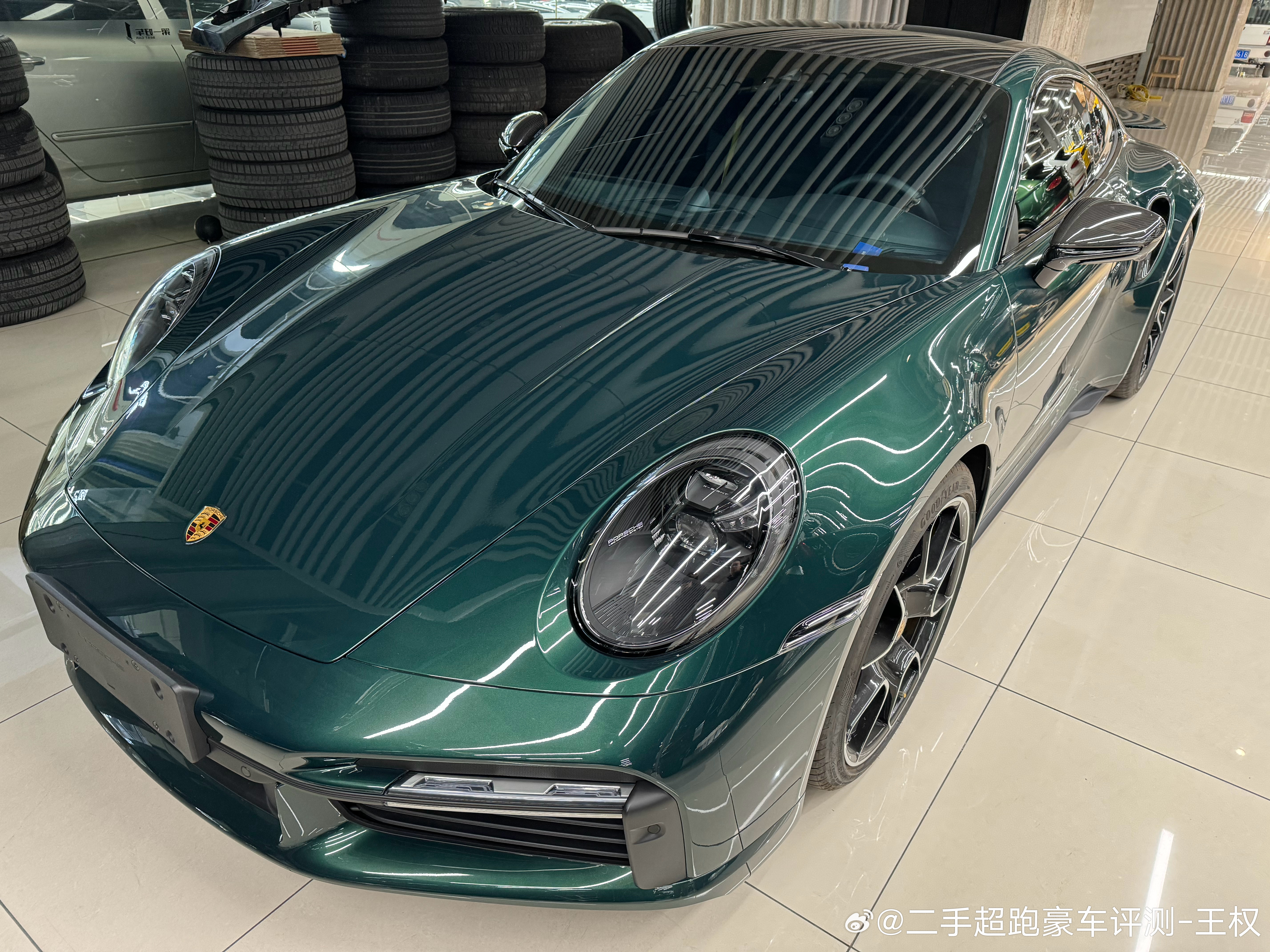 没有[笑cry]点气场、还真驾驭不了PTS这色的911 Turbo S[doge