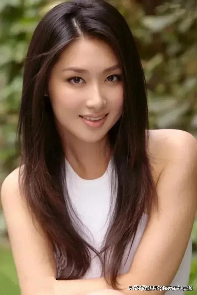 涂黎曼大美女气质好自然美