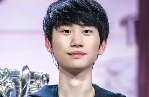 继续逮捕肉鸡？老霸道了Doinb拒绝复出Doinb谈TheShy复出Crisp回