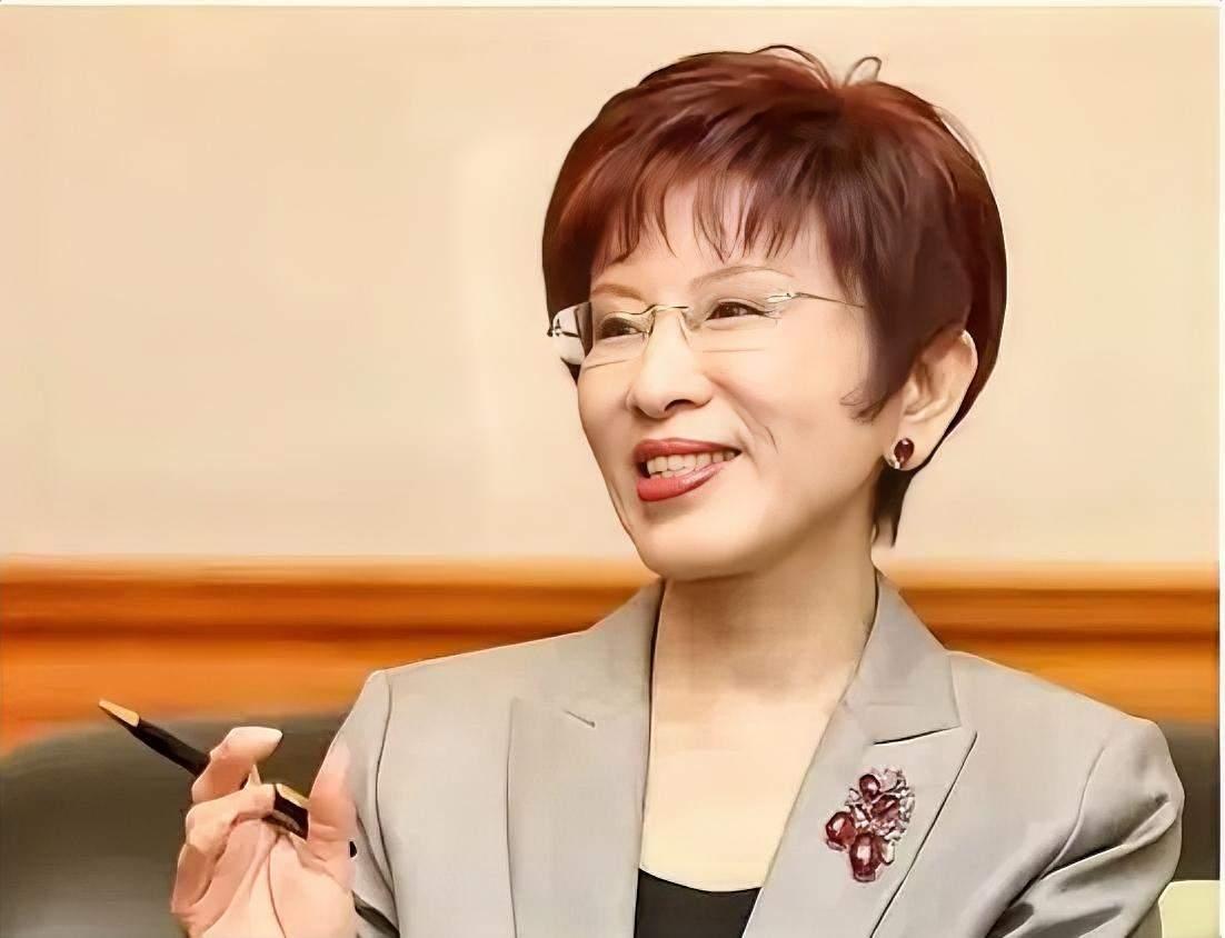 戳中无数人泪点！
 
洪秀柱说我是在台湾生的浙江人，"我快80了我等不及了"。