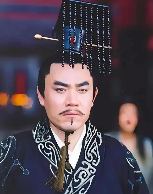 判断一个人是不是真懂历史，
 
就问他：汉武帝算不算雄才大略之主？
 
如果回答