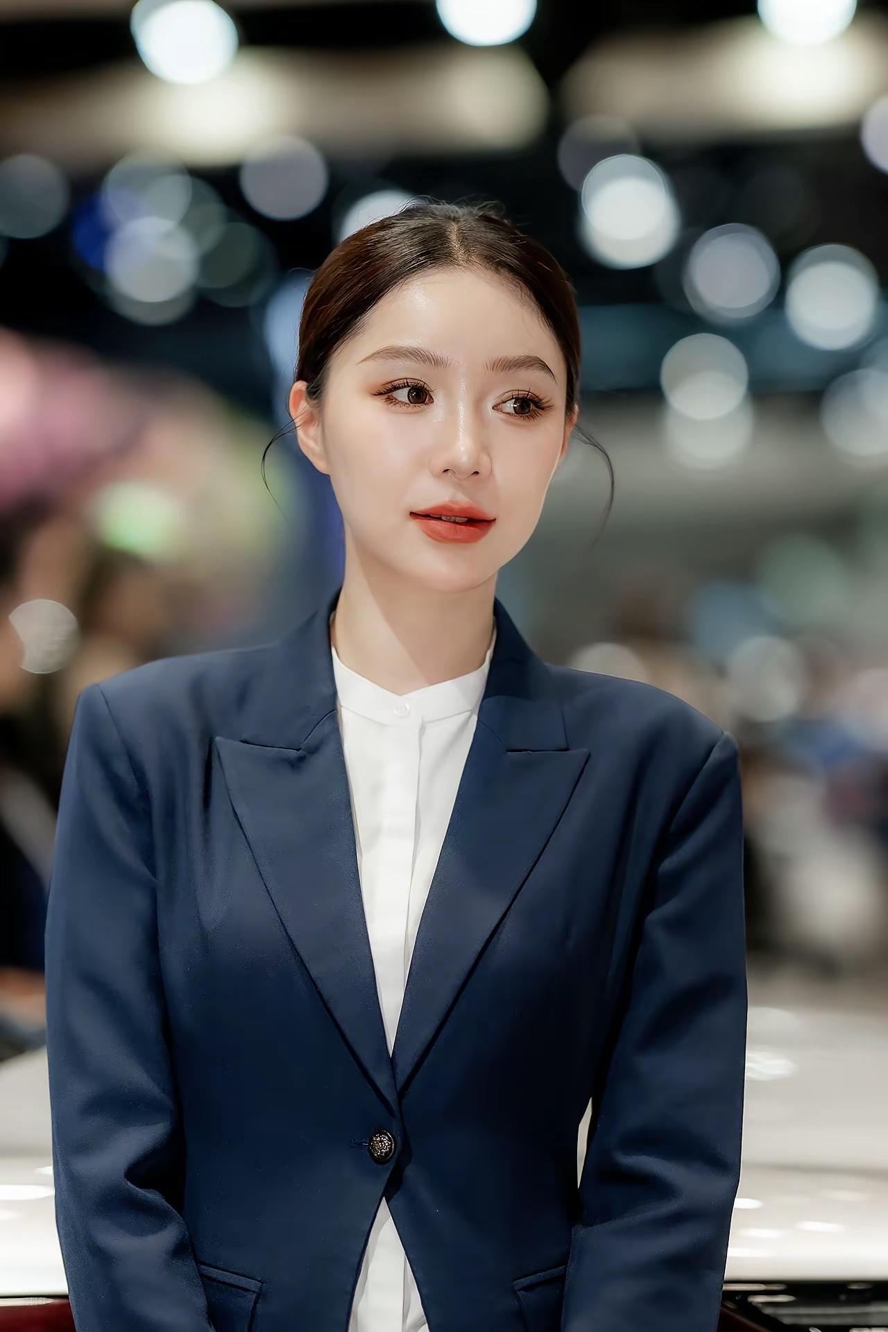 漂亮女孩