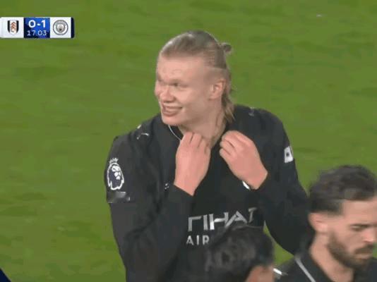 哈兰德凌空抽射破3场球荒，达英超里程碑！富勒姆主场对阵曼城，上半场第17分钟，曼