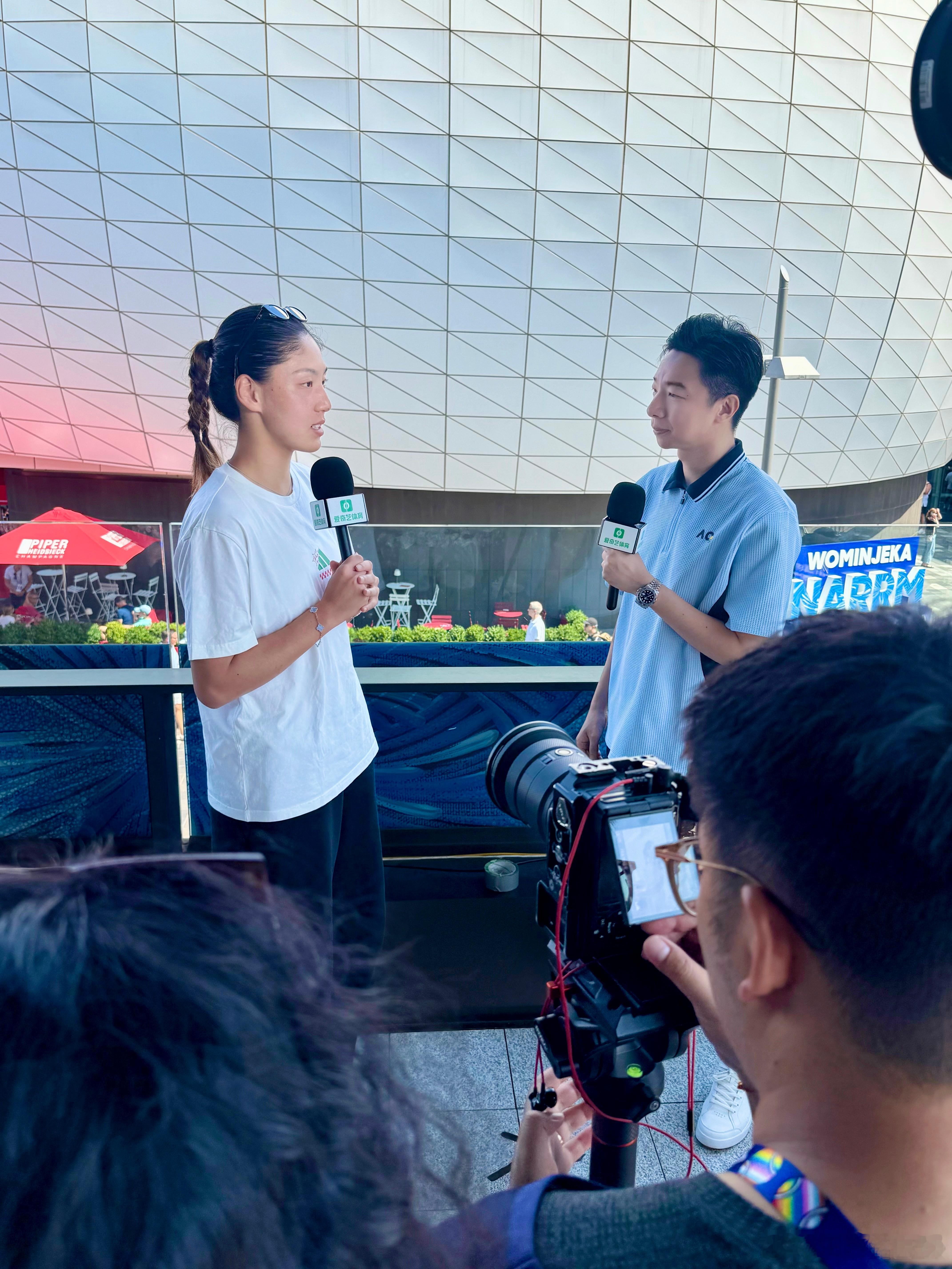 澳网2026  第一轮赛后专访：王欣瑜欣瑜：最近我自己在一个比较好的状态，当自己