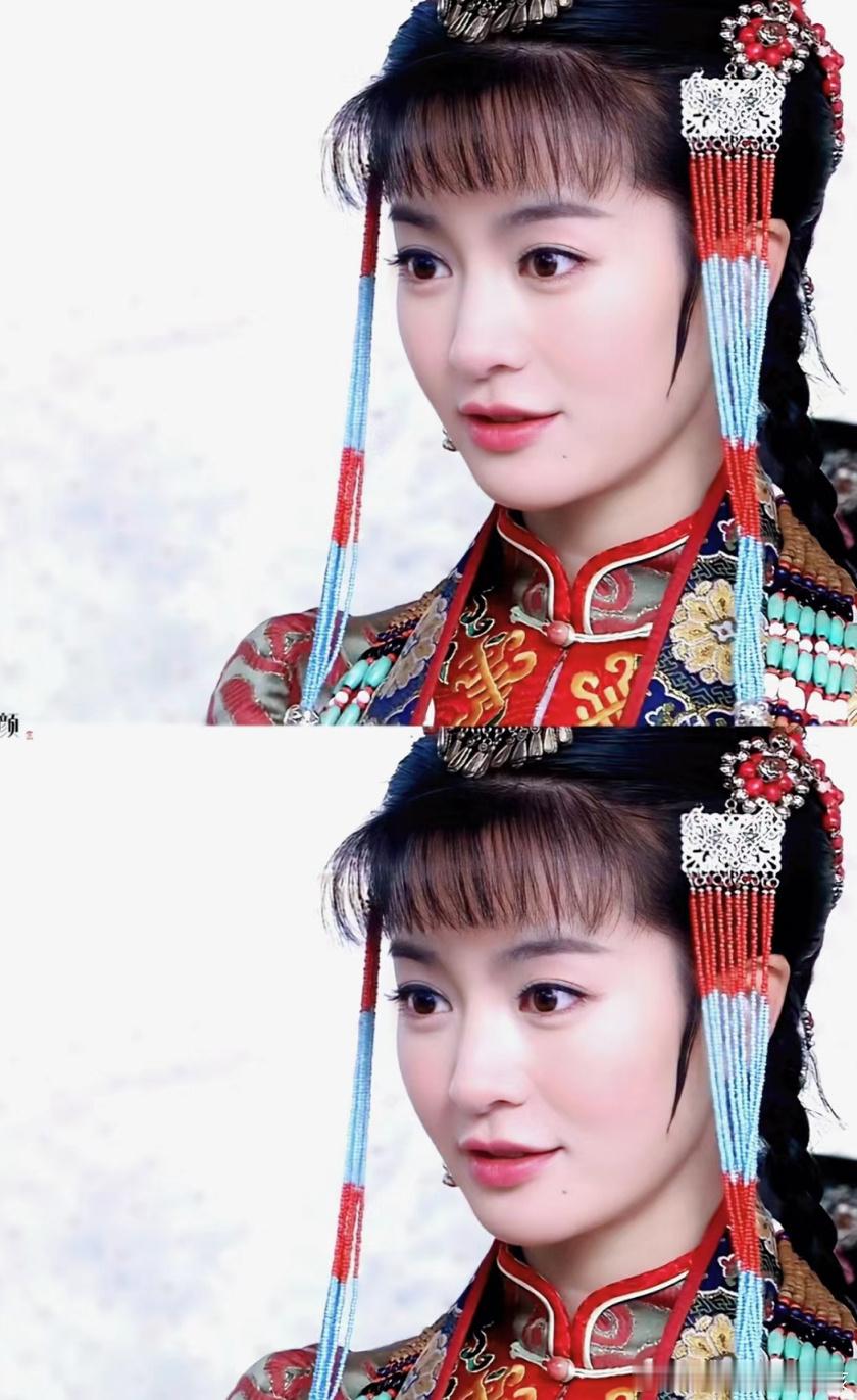 她在这部剧里面的造型比小燕子好看眼睛布灵布灵的真的很好看！大家觉得这部剧里面的造