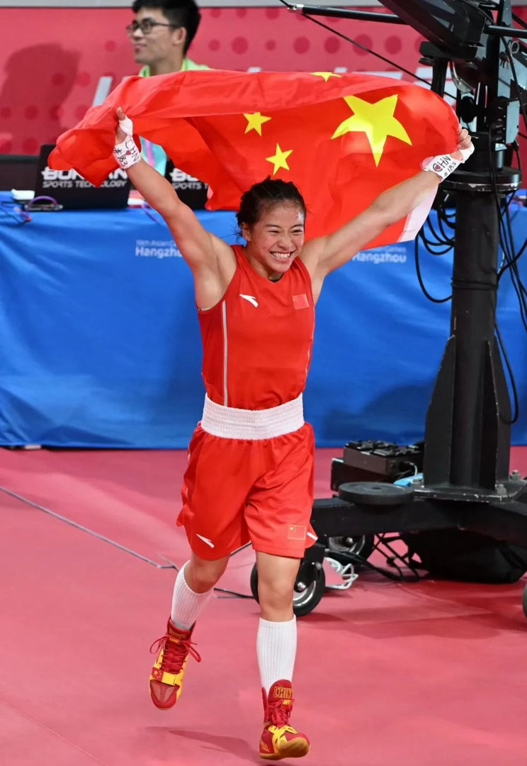 代表团旗手确定：拳击选手吴愉、男篮胡明轩担任开幕式中国代表团旗手，亚运会正式赛事