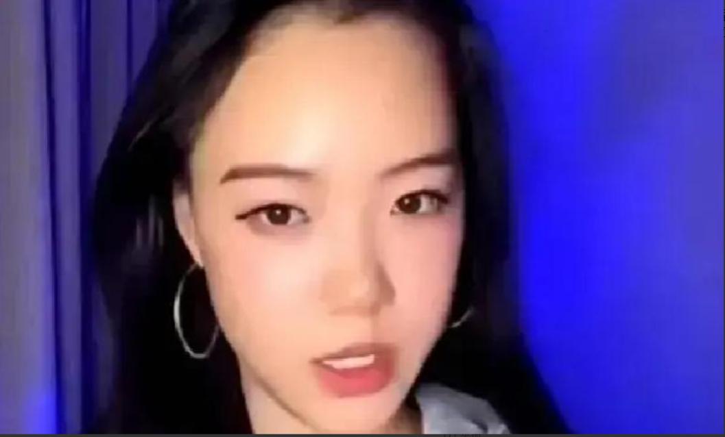 一个在美国加州长大的华裔女孩，发了个视频，就把窗户纸给捅破了：“为什么有些西方人