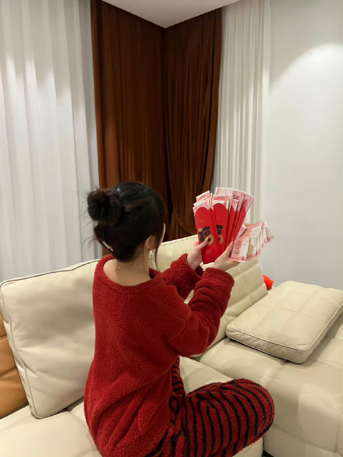 一夜暴富两位体重三亿存款四季平安运势