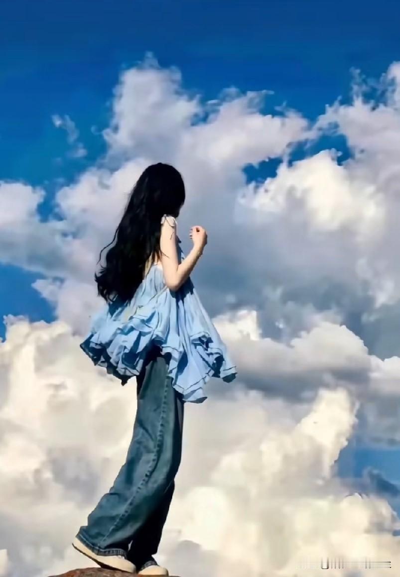 在头条，谁能坚持每天发文？至少我不能了，明天是爷爷90大寿，要参加家族聚会。
