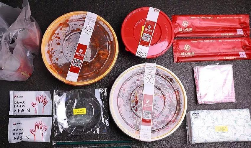 北京外卖包装新规9月1日起实施，按汤汁温度形态分类，新规落地，最该慌的不是商户，